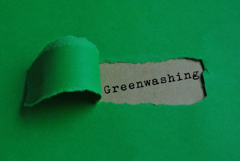 Greenwashing: qué es, qué riesgos conlleva y cómo detectarlo