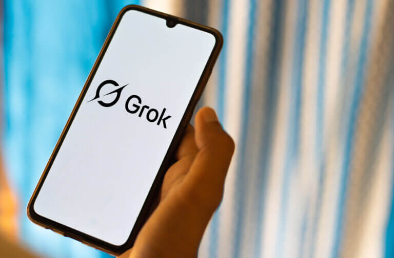 Leggi l'articolo Una de cada cuatro empresas europeas bloquea Grok AI por motivos de seguridad