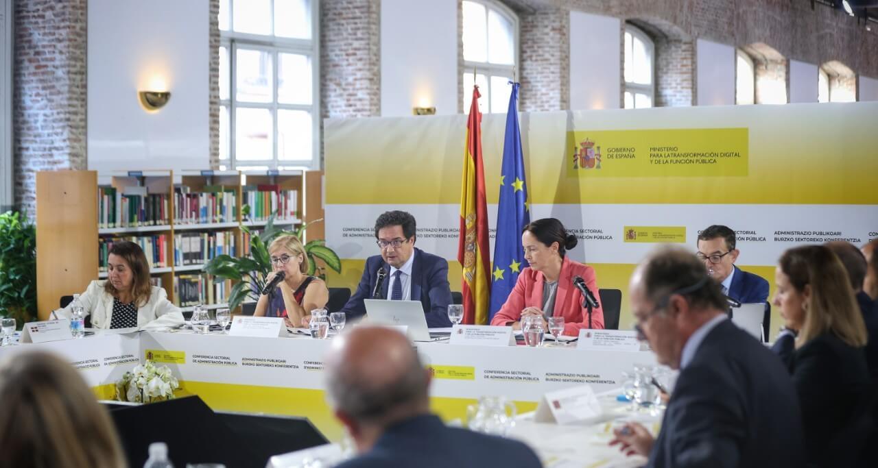 España pondrá en marcha una red única de oficinas para unificar la atención al ciudadano