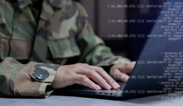 España invierte 6 millones en capacitación digital militar