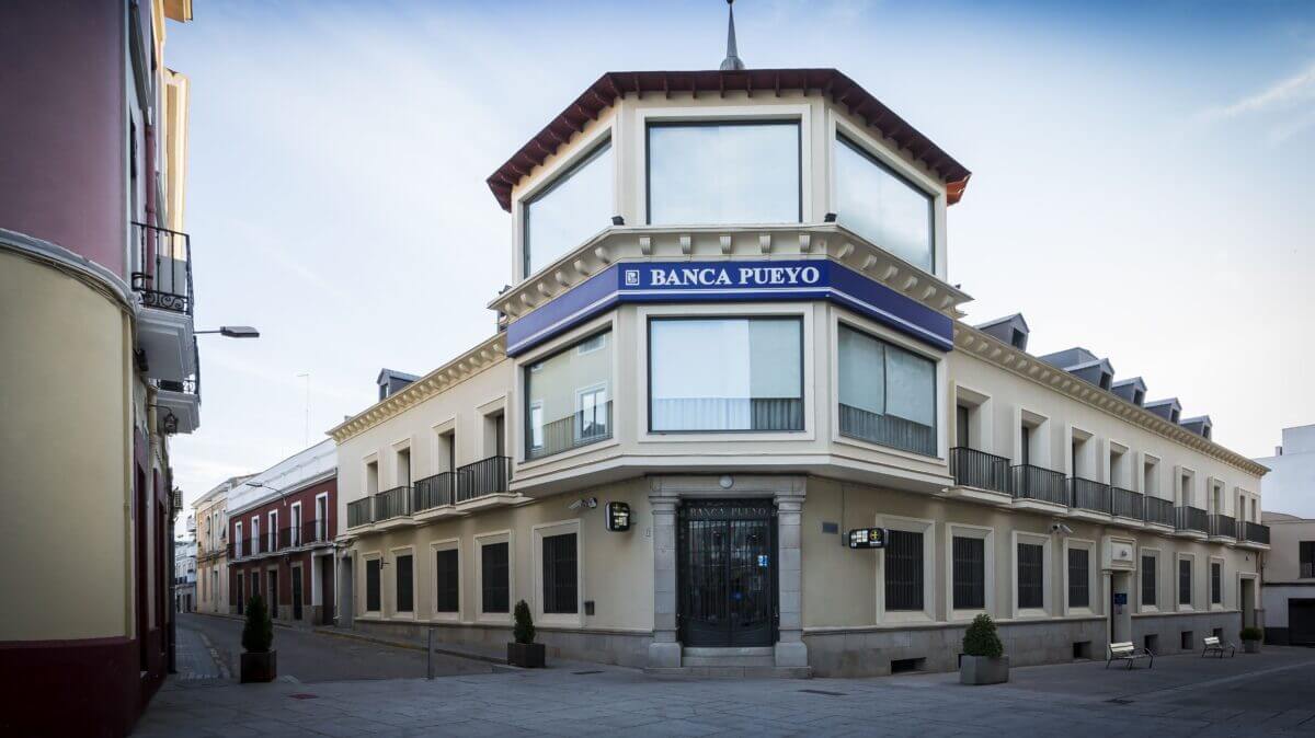 Fachada Día